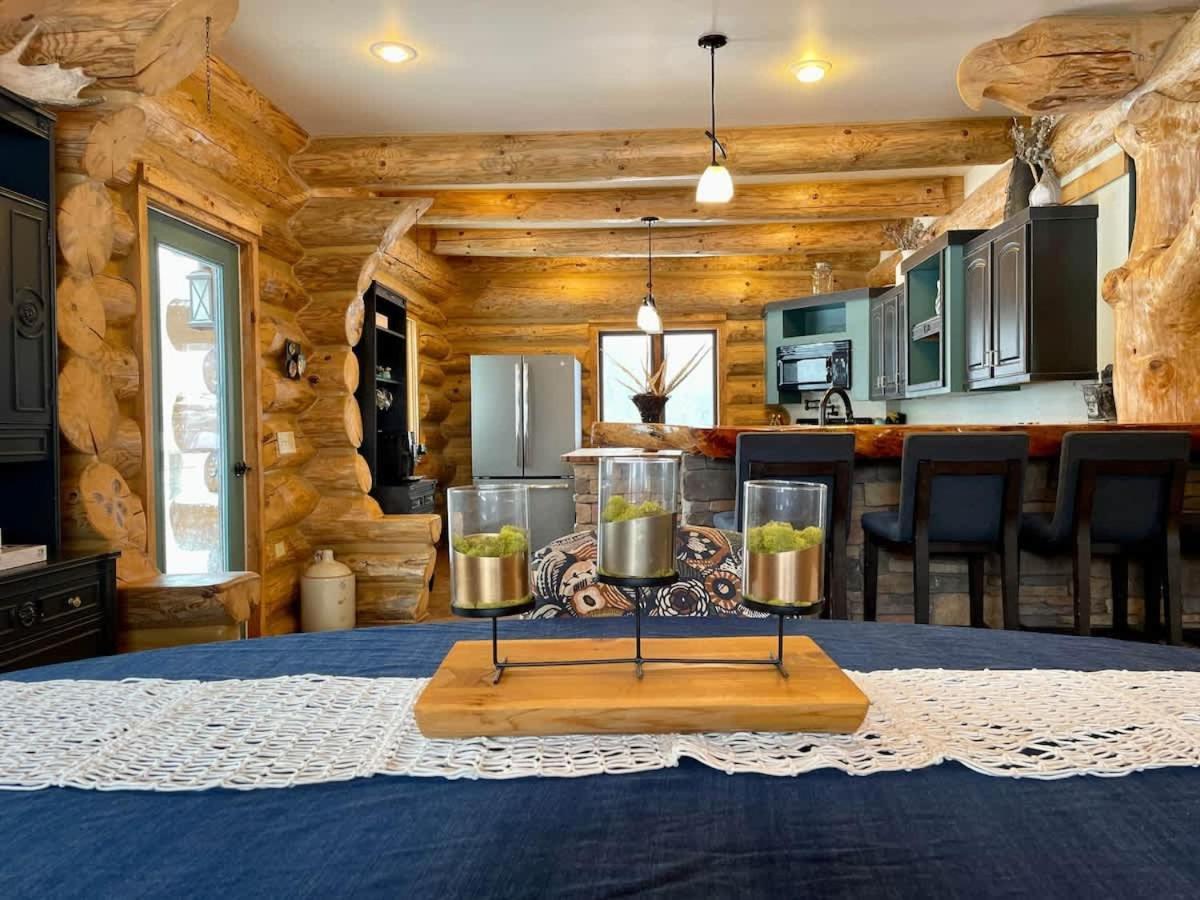 Stunning Log Cabin Getaway At The Hannu Haus ไอรอนวูด ภายนอก รูปภาพ