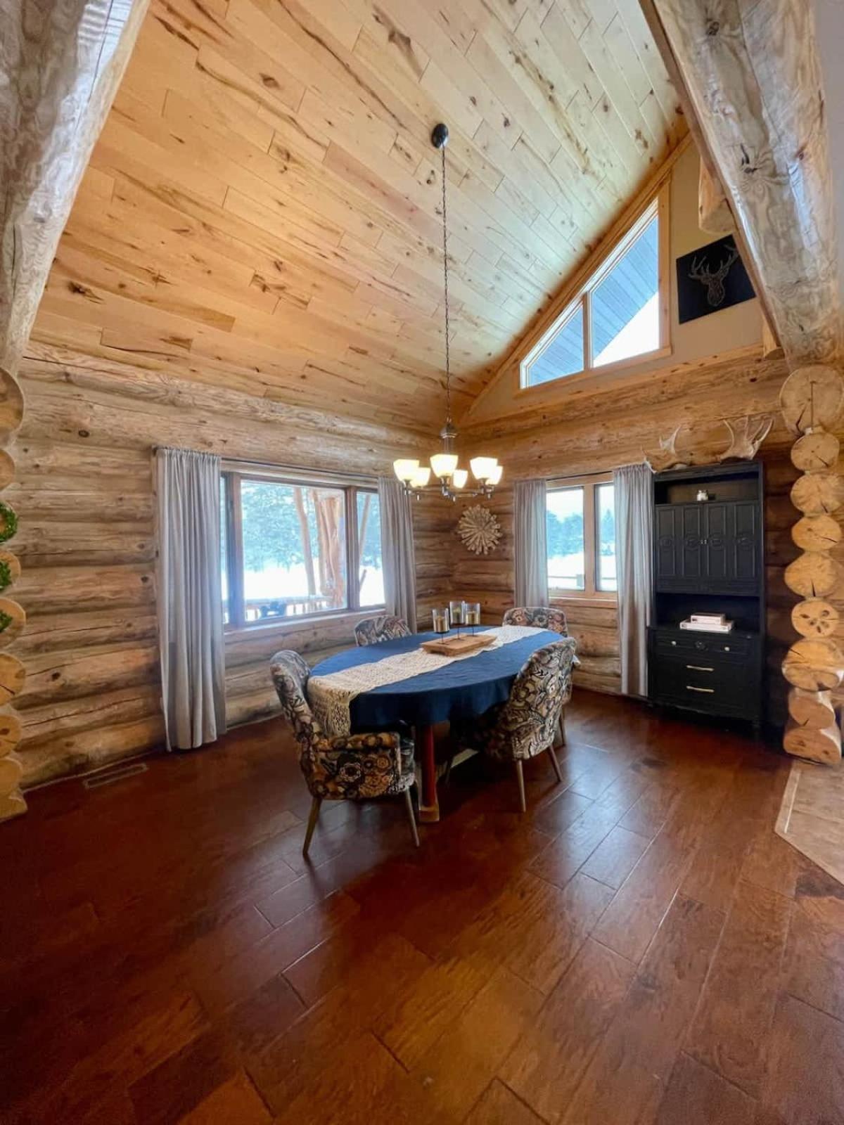Stunning Log Cabin Getaway At The Hannu Haus ไอรอนวูด ภายนอก รูปภาพ